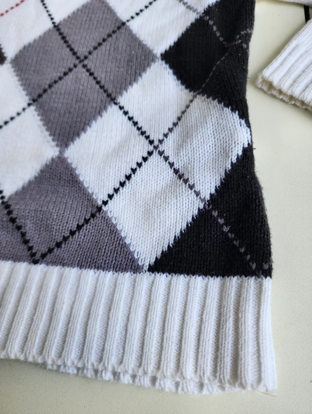 Est. 1989 Place Kids sweater White Gray 1/4 Zip Mock Neck Boys Size S 5/6